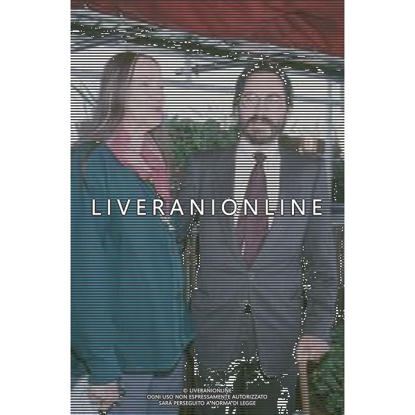 DIAP-RETROSPETTIVA RENZO ROSSELLINI REGISTA NELLAFOTO RENZO ROSSELLINI CONGERALDINEPAGE A TERRAZZA MARTINI NELLL\'ANNO 1986 AG ALDO LIVERANI SAS