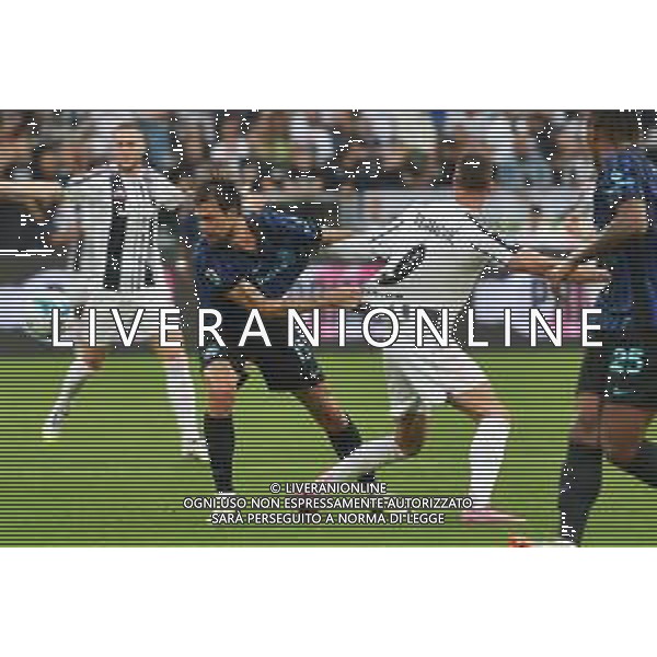 Torino 13.09.2025 Allianz Stadium TVAF-©Alessandro Falzone/Ag. Aldo Liverani sas Juventus vs Inter Campionato Calcio Serie A Enilive 2025/2026 3a giornata Nella foto: Acerbi Francesco e Dusan Vlahovic