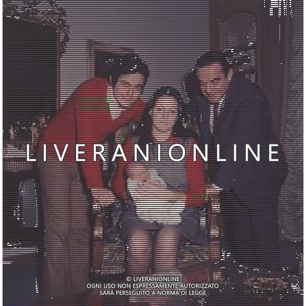 COL-RETROSPETTIVA MASSIMO DAPPORTO ATTORE NELLA FOTO MASSIMO DAPPORTO CON IL PADRE IN FAMIGLIA AG THEMA-AG ALDO LIVERANI SAS
