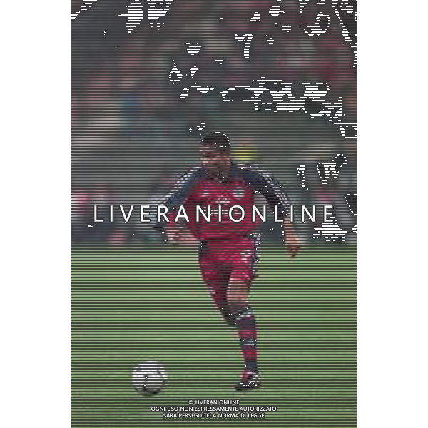 NEG-19-04-2000 MONACO DI BAVIERA QUARTI DI FINALE DI CHAMPIONS LEAGUE BAYERN MONACO-FC PORTO NELLA FOTO ELBER GIOVANE AG ALDO LIVERANI SAS