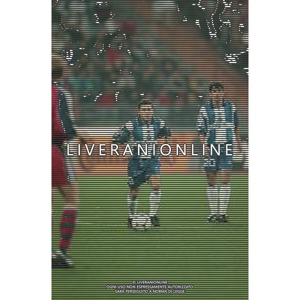 NEG-19-04-2000 MONACO DI BAVIERA QUARTI DI FINALE DI CHAMPIONS LEAGUE BAYERN MONACO-FC PORTO NELLA FOTO RUI BARROS AG ALDO LIVERANI SAS