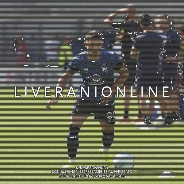 Nikola Krstovic of Atalanta BC play the ball during warms up before Atalanta BC vs US Lecce, 3° Serie A Enilive 2025-26 game at New Balance stadium in Bergamo (BG), Italy, on September 14, 2025. (Photo by Davide Casentini) ©TVDC Davide Casentini - AGENZIA ALDO LIVERANI SAS