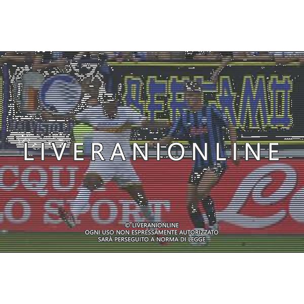 Charles De Ketelaere of Atalanta BC. battle for the ball with Jamil Siebert of US Lecce during Atalanta BC vs US Lecce, 3° Serie A Enilive 2025-26 game at New Balance stadium in Bergamo (BG), Italy, on September 14, 2025. (Photo by Davide Casentini) ©TVDC Davide Casentini - AGENZIA ALDO LIVERANI SAS