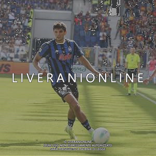 Raul Bellanova of Atalanta BC play the ball during Atalanta BC vs US Lecce, 3° Serie A Enilive 2025-26 game at New Balance stadium in Bergamo (BG), Italy, on September 14, 2025. (Photo by Davide Casentini) ©TVDC Davide Casentini - AGENZIA ALDO LIVERANI SAS