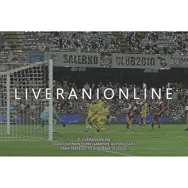 14 09 2025 - Salerno. Stadio Arechi. Serie C. Salernitana-Sorrento Nella foto gol 1-1 di Roberto Inglese Foto Giuseppe Cuozzo/Agenzia Liverani- AGENZIA ALDO LIVERANI SAS