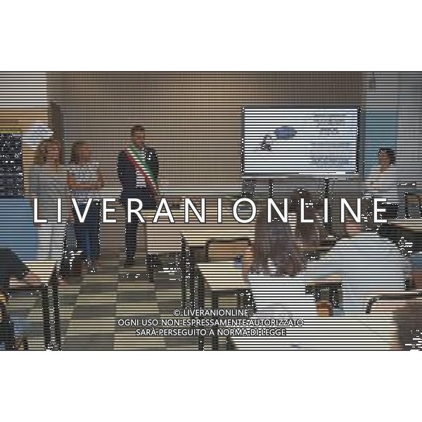 IMOLA 15 09 2025 PRIMO GIORNO DI SCUOLA,IL SALUTO DEL SINDACO MARCO PANIERI,DELL\'ASSESSORA ALLA CULTURA GIANNA GAMBETTI E DELLA REGIONE NELLE CLASSI DELLA NOSTRA CITTA\' NELLA FOTO SCUOLA SUPERIORE PAOLINI ©SANNA - AGENZIA ALDO LIVERANI SAS