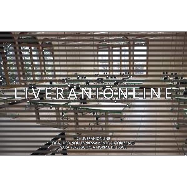 IMOLA 15 09 2025 PRIMO GIORNO DI SCUOLA,IL SALUTO DEL SINDACO MARCO PANIERI,DELL\'ASSESSORA ALLA CULTURA GIANNA GAMBETTI E DELLA REGIONE NELLE CLASSI DELLA NOSTRA CITTA\' NELLA FOTO NUOVO LABORATORIO PER CUCIRE ©SANNA - AGENZIA ALDO LIVERANI SAS