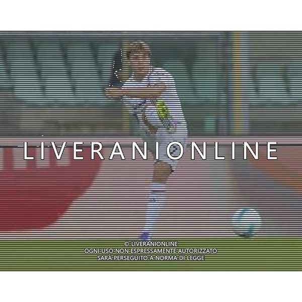 Alessio Zerbin of US Cremonese play the ball during Hellas Verona FC vs US Cremonese, 3° Serie A Enilive 2025-26 game at Marcantonio Bentegodi stadium in Verona (VR), Italy, on September 15, 2025. (Photo by Davide Casentini)- AGENZIA ALDO LIVERANI SAS