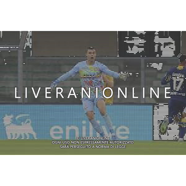 Emil Audero Mulyadi "Audero" of US Cremonese gestures during Hellas Verona FC vs US Cremonese, 3° Serie A Enilive 2025-26 game at Marcantonio Bentegodi stadium in Verona (VR), Italy, on September 15, 2025. (Photo by Davide Casentini)- AGENZIA ALDO LIVERANI SAS
