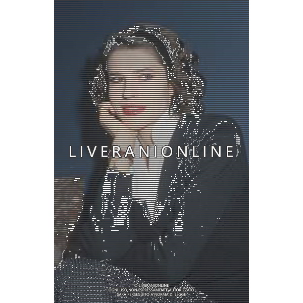 DIAP-RETROSPETTIVA FANNY ARDANT ATTRICE NELLA FOTO FANNY ARDANT IN TERRAZZA MARTINI A MILANO NELL\'ANNO 1982 AG ALDO LIVERANI SAS