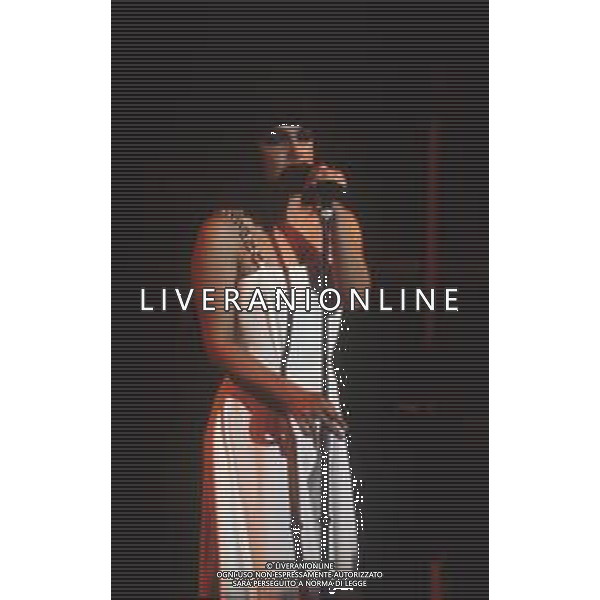 DIAP-RETROSPETTIVA MATIA BAZAR COMPLESSO MUSICALE NELLA FOTO IL COMPLESSO DEI MATIA BAZAR CON ANTONELLA RUGGIERO NELL\'ANNO 1989  AG ALDO LIVERANI SAS 