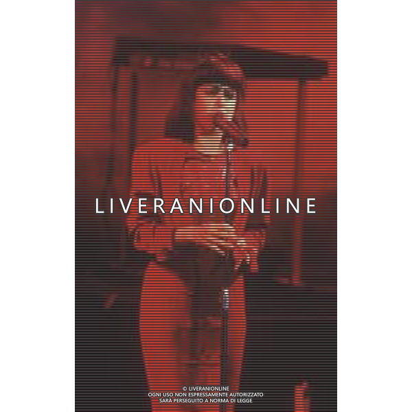 DIAP-RETROSPETTIVA MATIA BAZAR COMPLESSO MUSICALE NELLA FOTO IL COMPLESSO DEI MATIA BAZAR CON ANTONELLA RUGGIERO NELL\'ANNO 1989  AG ALDO LIVERANI SAS 