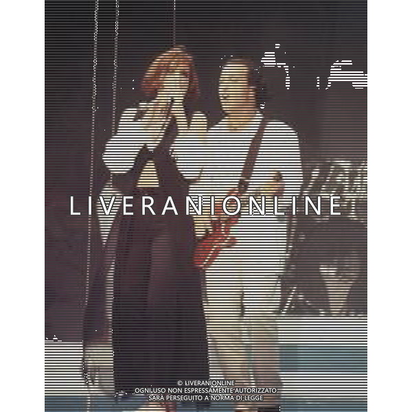 DIAP-RETROSPETTIVA MATIA BAZAR COMPLESSO MUSICALE NELLA FOTO IL COMPLESSO DEI MATIA BAZAR CON LAURA VALENTE NELL\'ANNO 1993 AG ALDO LIVERANI SAS  