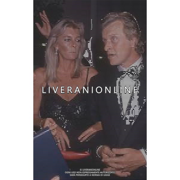 DIAP-RETROSPETTIVA RUTGER HAUER ATTORE NELLA FOTO RUTGER HAUER CONLA MOGLIE INEKE TEN KATE A CANNES NELL\'ANNO 1988  AG ALDO LIVERANI SAS 