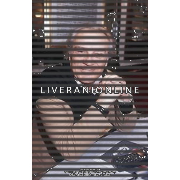DIAP-RETROSPETTIVA GIORGIO ALBERTAZZI ATTORE TEATRALE NELLAFOTO GIORGIO ALBERTAZZZI A MILANO NELL\'ANNO 1990 AG ALDO LIVERANI SAS