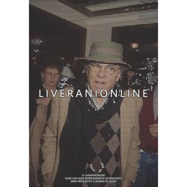 DIAP-RETROSPETTIVA GIORGIO ALBERTAZZI ATTORE TEATRALE NELLAFOTO GIORGIO ALBERTAZZZI A MILANO NELL\'ANNO 1990 AG ALDO LIVERANI SAS