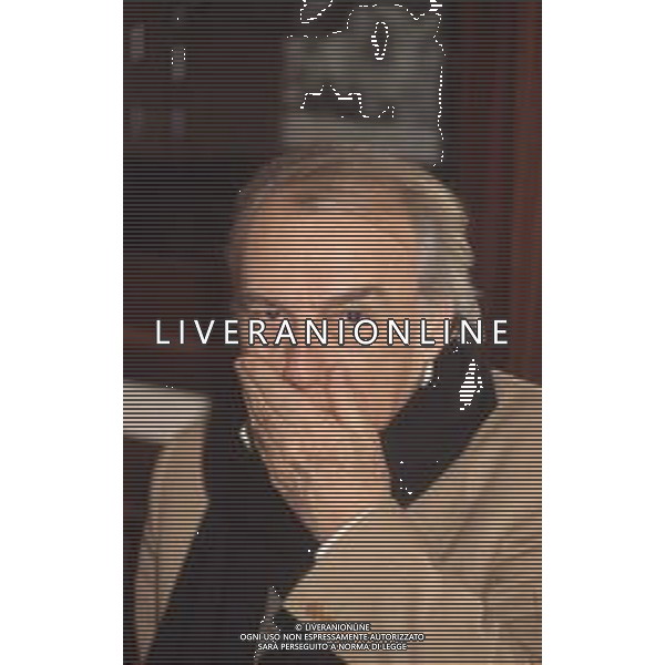 DIAP-RETROSPETTIVA GIORGIO ALBERTAZZI ATTORE TEATRALE NELLAFOTO GIORGIO ALBERTAZZZI A MILANO NELL\'ANNO 1990 AG ALDO LIVERANI SAS