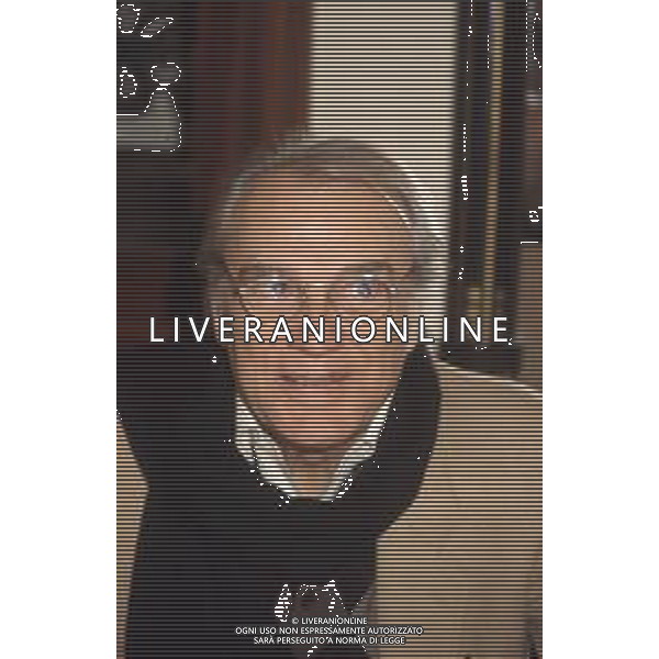 DIAP-RETROSPETTIVA GIORGIO ALBERTAZZI ATTORE TEATRALE NELLAFOTO GIORGIO ALBERTAZZZI A MILANO NELL\'ANNO 1990 AG ALDO LIVERANI SAS
