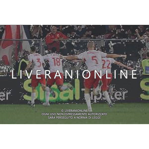 TVRG Como vs Genoa nella foto esultanza Genoa dopo il gol esultanza dopo il gol dell\'1 a 1 Como 15-09-2025 Stadio Giuseppe Sinigaglia Como vs Genoa Campionato Serie A Enilive - 3a giornata foto Roberto Garavaglia/Agenzia Aldo Liverani sas