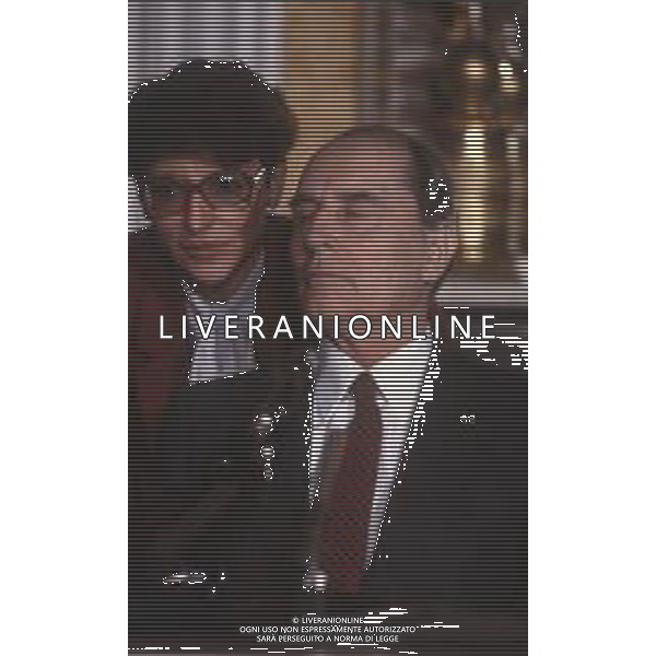 DIAP-RETROSPETTIVA FRANCOIS MITTERAND POLITICO NELLA FOTO FRANCOIS MITTERAND A MILANO NELL\'ANNO 1984 AG ALDO LIVERANI SAS 