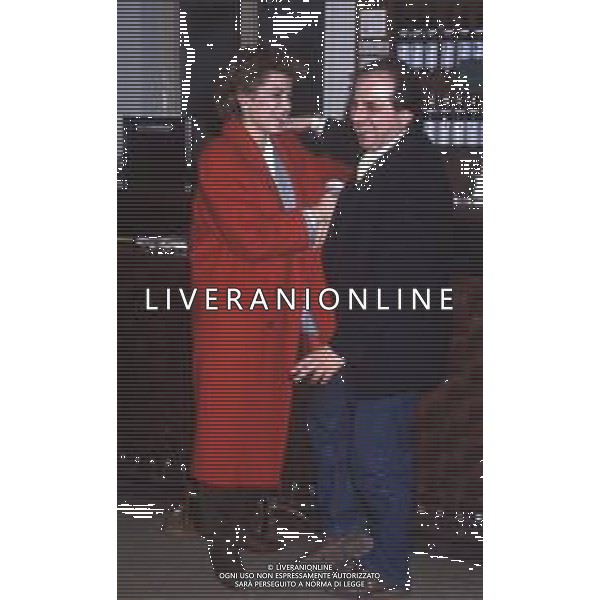 DIAP-RETROSPETTIVA GIANCARLOMAGALLI AUTORE TELEVISIVO E PRESENTATORE TELEVISIVO NELLA FOTO GIANCARLO MAGALLI CON ILARIA MOSCATO NELL\'ANNO 1987 A ROMA FOTO EDGARDO DELLA SCORCIOSA-AG ALDO LIVERANI SAS