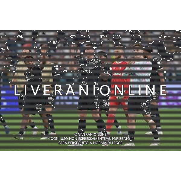 Torino 16.09.2025 Allianz Stadium © Manuela Viganti/Agenzia Aldo Liverani Juventus vs Borussia Dortmund 1a giornata Uefa Champions League 2025/2026 Nella foto: dusan vlahovic e kenan yildiz salutano i tifosi