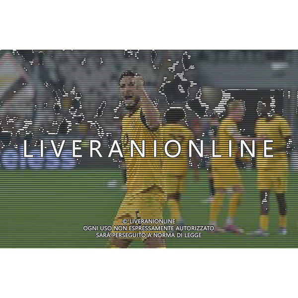 Torino 16.09.2025 Allianz Stadium © Manuela Viganti/Agenzia Aldo Liverani Juventus vs Borussia Dortmund 1a giornata Uefa Champions League 2025/2026 Nella foto: esultanza ramy bensebaini dopo il gol