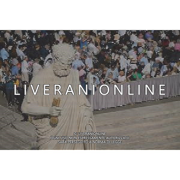 Citta’ del Vaticano - Piazza San Pietro Roma 17.09.2025 Udienza Generale di Sua Santita’ Papa Leone XIV Nella foto: Fedeli Foto Credit: Andrea Bracaglia - AGENZIA ALDO LIVERANI SAS