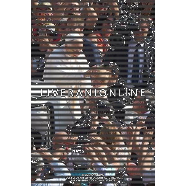 Citta’ del Vaticano - Piazza San Pietro Roma 17.09.2025 Udienza Generale di Sua Santita’ Papa Leone XIV Nella foto: Papa Leone XIV tra i fedeli Foto Credit: Andrea Bracaglia - AGENZIA ALDO LIVERANI SAS