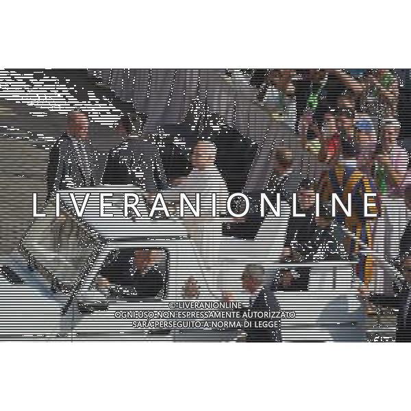 Citta’ del Vaticano - Piazza San Pietro Roma 17.09.2025 Udienza Generale di Sua Santita’ Papa Leone XIV Nella foto: Papa Leone XIV tra i fedeli Foto Credit: Andrea Bracaglia - AGENZIA ALDO LIVERANI SAS