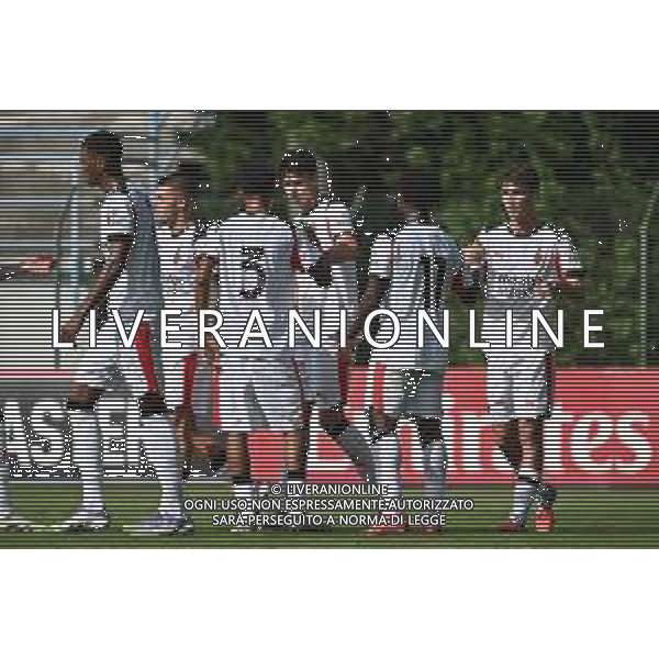 TVRG Milan Futuro vs Leon nella foto giocatori Milan Futuro esultanza dopo il gol dell\'1 a 0 Solbiate Arno (VA) 17-09-2025 Stadio Felice Chinetti Milan Futuro vs Leon Campionato Serie D girone B - recupero 1a giornata foto Roberto Garavaglia/Agenzia Aldo Liverani sas