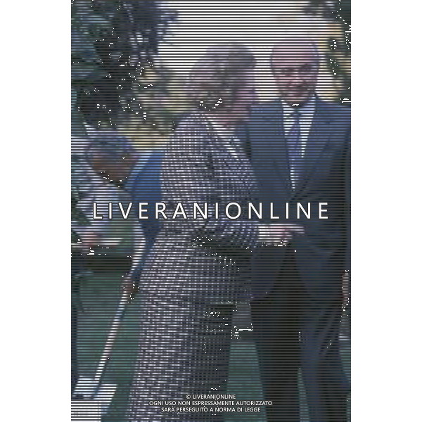 DIAP-RETROSPETTIVA MARGARET THATHCER PRIIMO MINISTRO INGLESE NELLA FOTO MARGARET THATHCER PRIIMO MINISTRO INGLESE A PALLANZA NELL\'ANNO 1988 CON CIRIAC0O DE MITA FOTO DAVIDE MANDRINI-AG ALDO LIVERANI SAS 