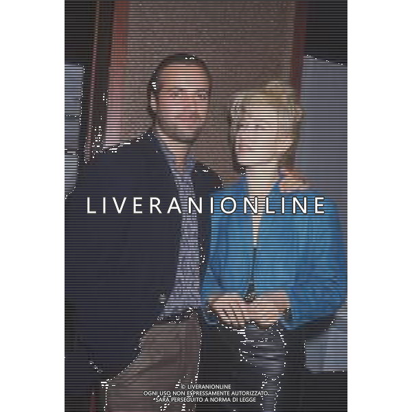 DIAP-RETROSPETTIVA NANCY BRILLI ATTRICE NELLA FOTO NANCY BRILLI CON MASSIMO GHINI A MILANO NELL\'ANNO 1988 FOTO JAMES SAVOIA-AG ALDO LIVERANI SAS  