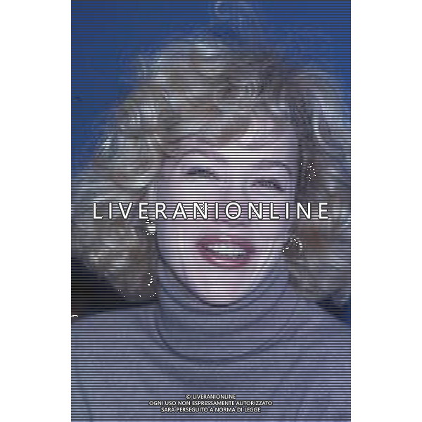 DIAP-RETROSPETTIVA NANCY BRILLI ATTRICE NELLA FOTO NANCY BRILLI A MILANO IN TERRAZZA MARTINI NELL\'ANNO 1988 AG ALDO LIVERANI SAS  