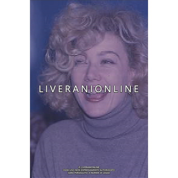 DIAP-RETROSPETTIVA NANCY BRILLI ATTRICE NELLA FOTO NANCY BRILLI A MILANO IN TERRAZZA MARTINI NELL\'ANNO 1988 AG ALDO LIVERANI SAS  