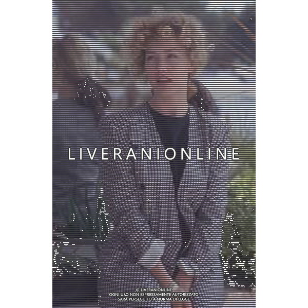 DIAP-RETROSPETTIVA NANCY BRILLI ATTRICE NELLA FOTO NANCY BRILLI A CANNES NELL\'ANNO 1989 AG ALDO LIVERANI SAS  