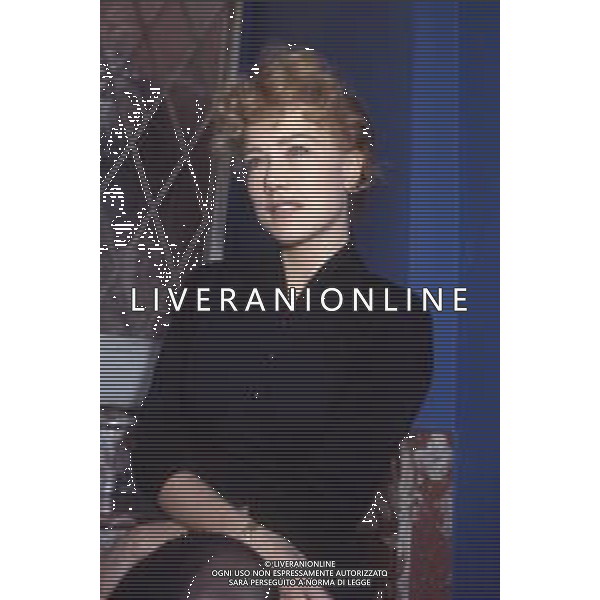 DIAP-RETROSPETTIVA NANCY BRILLI ATTRICE NELLA FOTO NANCY BRILLI A MILANO IN TERRAZZA MARTINI NELL\'ANNO 1989 AG ALDO LIVERANI SAS 