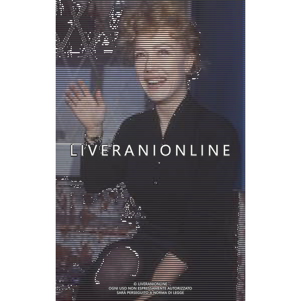 DIAP-RETROSPETTIVA NANCY BRILLI ATTRICE NELLA FOTO NANCY BRILLI A MILANO IN TERRAZZA MARTINI NELL\'ANNO 1989 AG ALDO LIVERANI SAS 