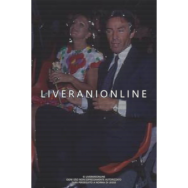 DIAP-RETROSPETTIVA CATHERINE SPAAK ATTRICE E CONDUTTRICE TELEVISIVA NELLA FOTO CATHERINE SPAAK CON IL MARITO DANIEL REY NELL\'ANNO 1990 AG ALDO LIVERANI SAS