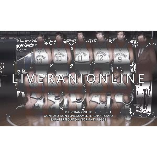 DIAP-RETROSPETTIVA FORMAZIONE SINUDYNE BASKET BOLOGNA ANNO 1980-1981 AG ALDO LIVERANI SAS