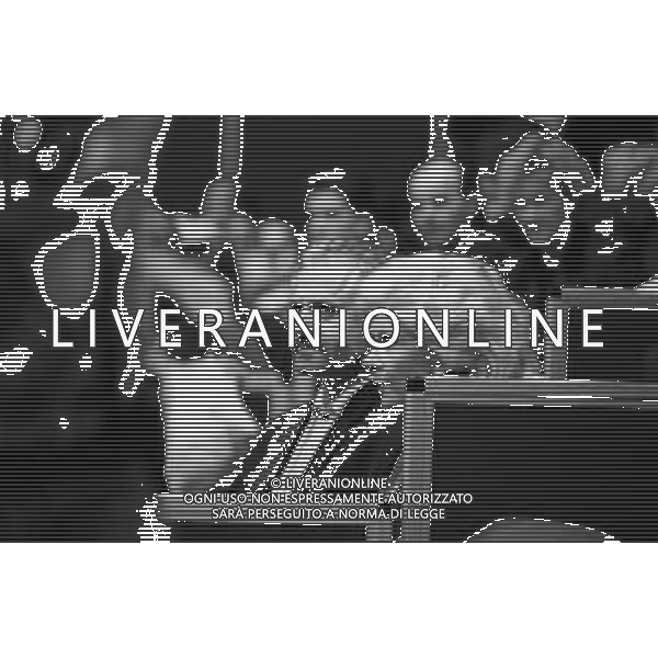 Neg- RETROSPETTIVA LEA PERICOLI TENNISTA NELLA FOTO LEA PERICOLI TENNISTA ITALIANA CON LO STILISTA GIANNI VERSACE NELL’ANNO 1992 AG ALDO LIVERANI SAS
