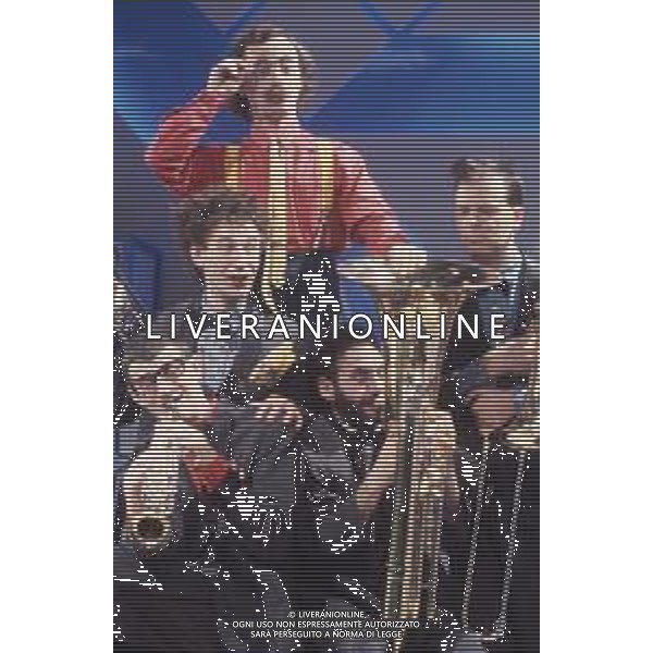 DIAP-RETROSPETTIVA MAURIZIO NICHETTI ATTORE NELLAFOTO MAURIZIO NICHETTI A MILANO NELL\'ANNO 1986 NELLA TRASMISSIONE TELEVISIVA “PISTA “CON LA BANDA OSIRIS AG ALDO LIVERANI SAS