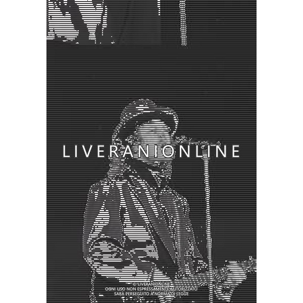 NEG-RETROSPETTIVA ZUCCHERO FORNACIARI CANTANTE NELLA FOTO ZUCCHERO FORNACIARI NELL\'ANNO 1989 AG ALDO LIVERANI SAS