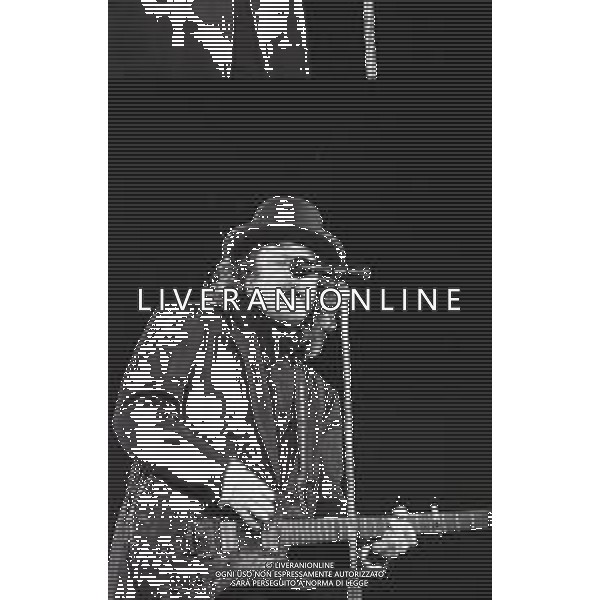 NEG-RETROSPETTIVA ZUCCHERO FORNACIARI CANTANTE NELLA FOTO ZUCCHERO FORNACIARI NELL\'ANNO 1989 AG ALDO LIVERANI SAS