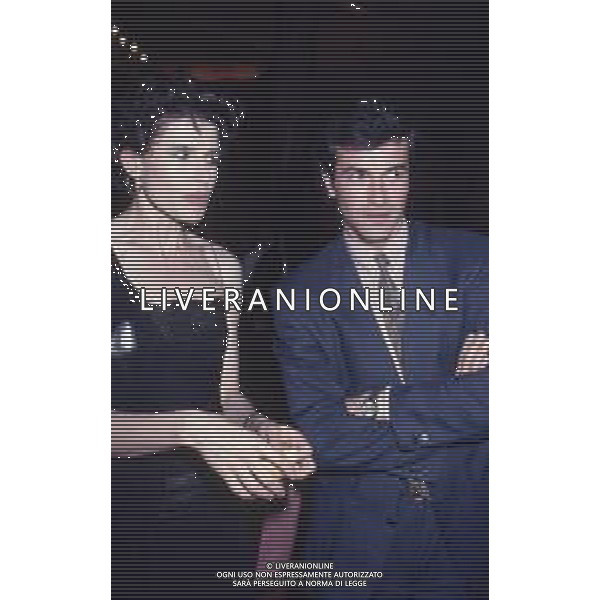 DIAP-RETROSPETTIVA FANNY ARDANT ATTRICE NELLA FOTO FANNY ARDANT A CANNES NELL\'ANNO 1989 CON ANDREA OCCHIPINTI AG ALDO LIVERANI SAS