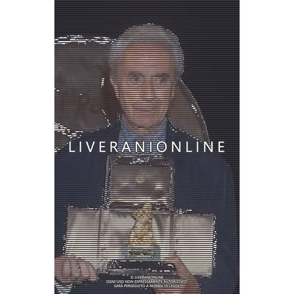 DIAP-RETROSPETTIVA MICHELANGELO ANTONIONI REGISTA NELLA FOTO MICHELANGELO ANTONIONI A TAORMINA NELL\'ANNO 1991 AG ALDO LIIVERANI SAS