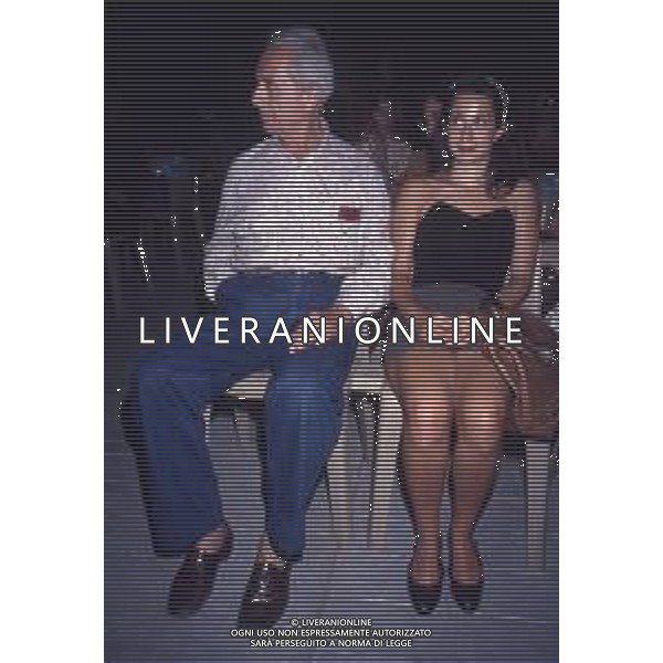 DIAP-RETROSPETTIVA MICHELANGELO ANTONIONI REGISTA NELLA FOTO MICHELANGELO ANTONIONI A TAORMINA NELL\'ANNO 1991 AG ALDO LIIVERANI SAS