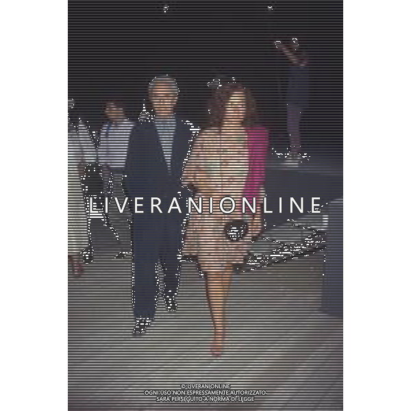 DIAP-RETROSPETTIVA MICHELANGELO ANTONIONI REGISTA NELLA FOTO MICHELANGELO ANTONIONI A TAORMINA NELL\'ANNO 1991 CON LA MOGLIE ENRICA FICO AG ALDO LIIVERANI SAS