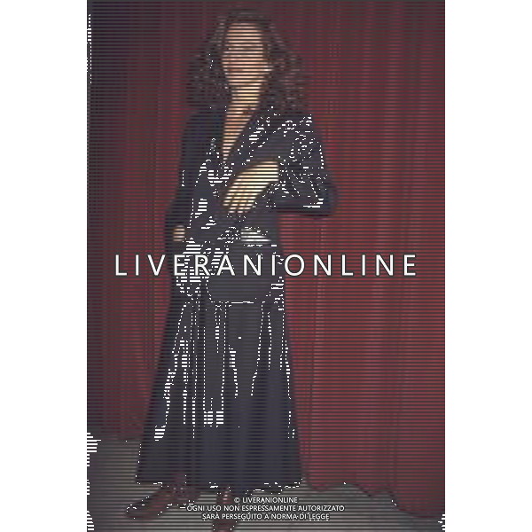 DIAP-RETROSPETTIVA GIULIANA DE SIO ATTRICE NELLA FOTO GIULIANA DE SIO NELL\'ANNO 1990 A MILANO AG ALDO LIVERANI SAS