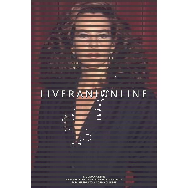DIAP-RETROSPETTIVA GIULIANA DE SIO ATTRICE NELLA FOTO GIULIANA DE SIO NELL\'ANNO 1990 A MILANO AG ALDO LIVERANI SAS